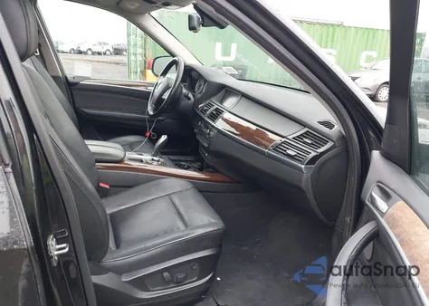 2012 BMW X5 xDrive35I/xDrive35I Premium/xDrive35I Sport Activity z USA, uszkodzony, nr VIN 5UXZV4C5XCL764107